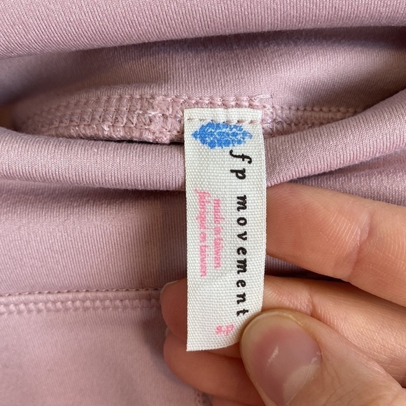 𝅺free PEOPLE MOVEMENT Hi Rise Biker Baby Short Raspberry - Picture 9 of 11